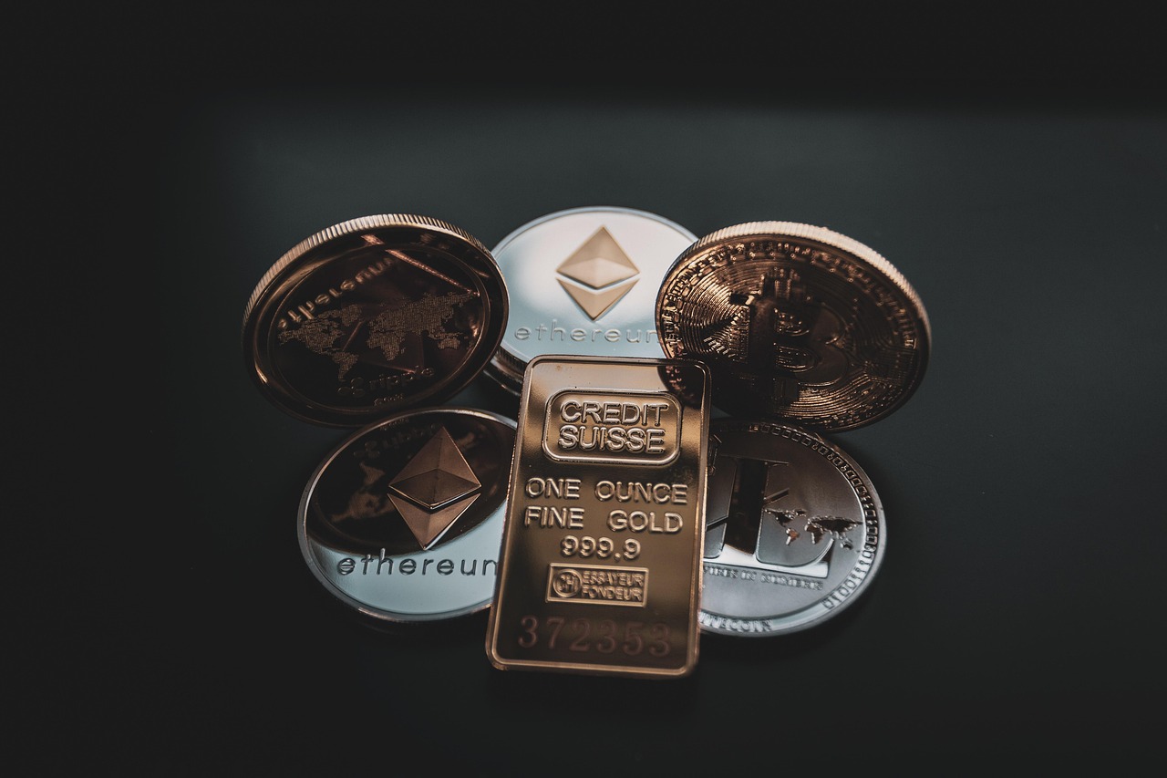 余弦：Hyperliquid上50倍杠杆巨鲸再以452万USDC做多ETH！爆仓价1391美元